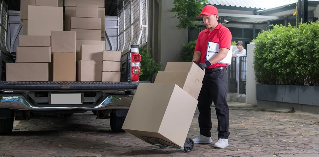 purchasing a moving truck