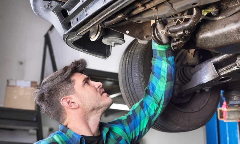 Foamy Power Steering Fluid: What Air Bubbles Could Mean for Your Pump’s Performance